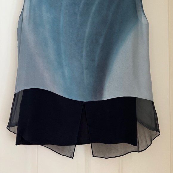 Elie Tahari Blue Silk Top - Picture 4 of 10